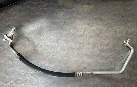 Renault Kadjar Air conditioning (A/C) pipe/hose 924904ED0A
