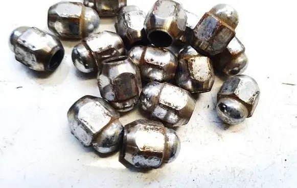 Toyota Yaris Nuts/bolts 