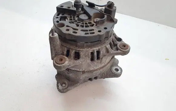 Volkswagen Caddy Generator/alternator 06F903023F 0124525091