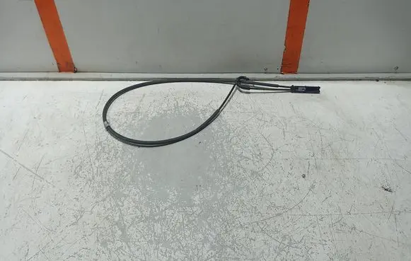 BMW X1 U11 Engine bonnet/hood lock release cable 8737163