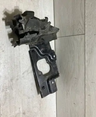 Ford Ecosport Battery tray dn1b10a789ab