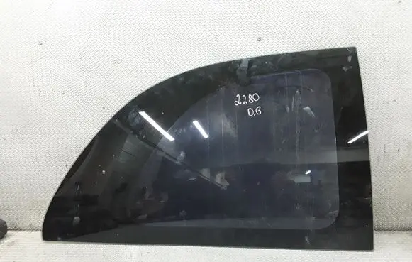 Chrysler Voyager Rear side window