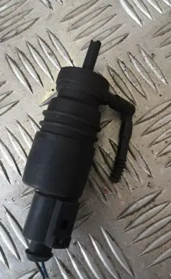Windscreen/windshield washer pump