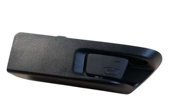 Toyota Auris 150 Fuel tank opening switch 