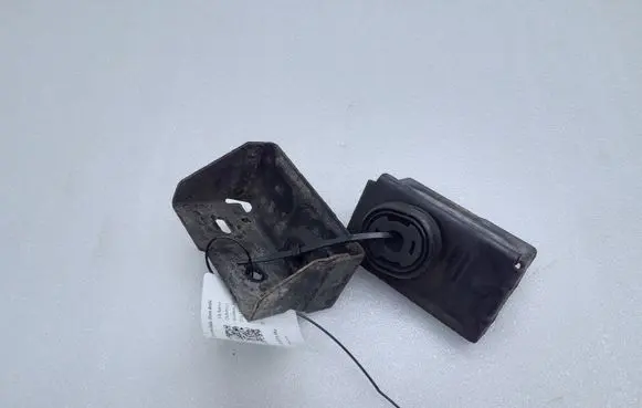 Alfa Romeo Giulietta Radiator mount bracket