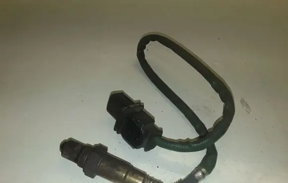 Mercedes-Benz ML W164 Lambda probe sensor 0035427018 05149027AA 0258017