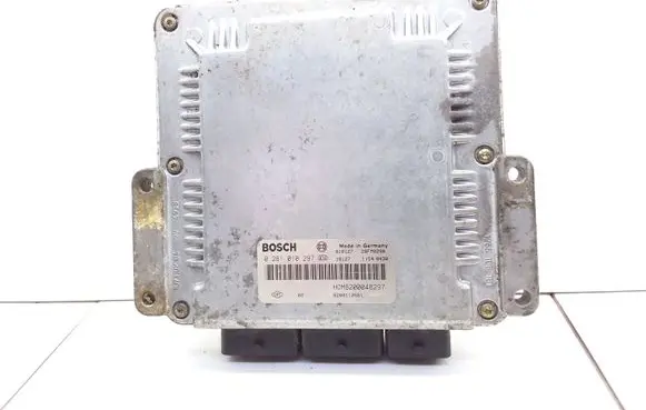 Renault Laguna II Engine control unit/module 8200048297 0281010297