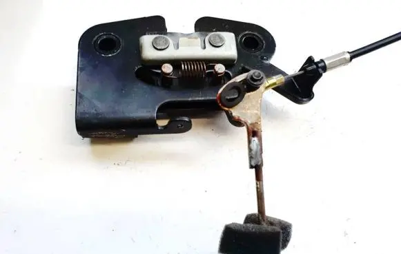 Mazda 6 Seat back rest lock catch 