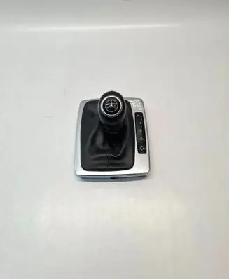 Mercedes-Benz E A207 Gear lever shifter trim leather/knob A2042677510 A2042674988