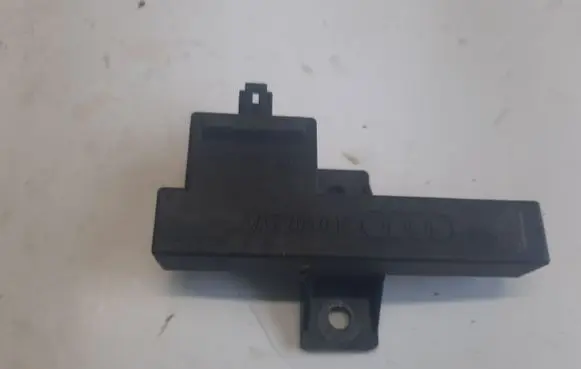 Audi A6 S6 C7 4G Keyless (KESSY) go control unit/module 8K0907247