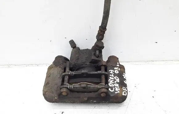Toyota Corolla Verso E121 Rear brake caliper