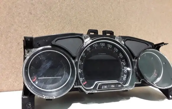 Citroen C5 Speedometer (instrument cluster) 9666326480