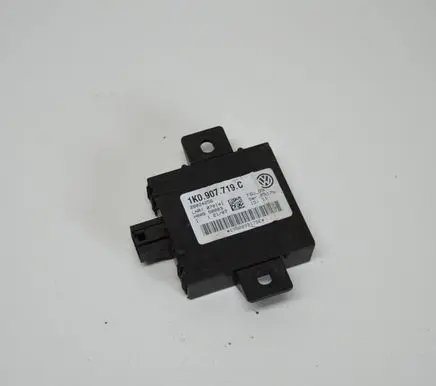 Audi A3 S3 8P Other devices 1K0907719C