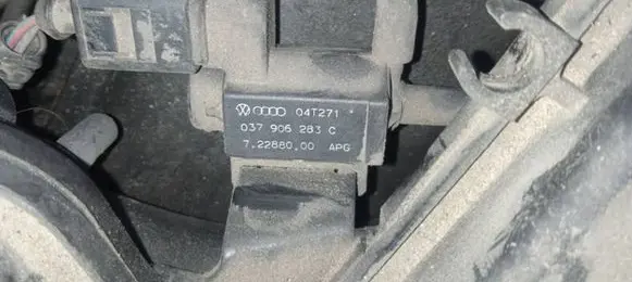 Volkswagen Golf V Turbo solenoid valve 037906283C 72288000