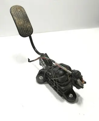 Toyota Hilux (AN10, AN20, AN30) Accelerator throttle pedal 781200K010 VN1988003140