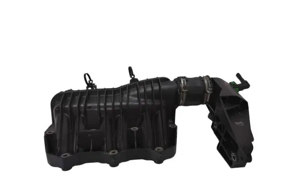 Ford Focus Intake manifold CM5G9424E
