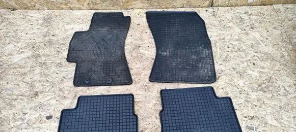 Subaru Impreza III Car floor mat set 