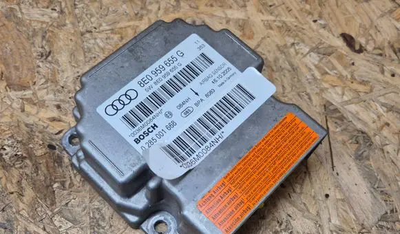 Audi A4 S4 B7 8E 8H Airbag control unit/module 8E0959655G 0036M0084NH
