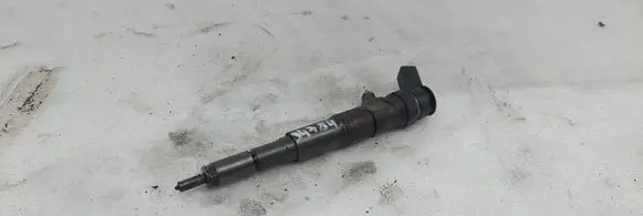 BMW 3 E46 Fuel injector 0986435084 7789661