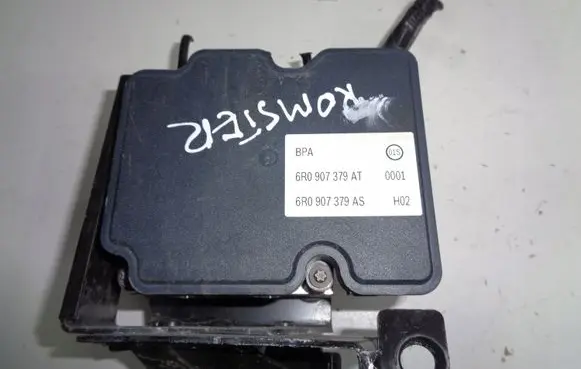 Volkswagen Polo V 6R ABS Pump 6R0907379AT