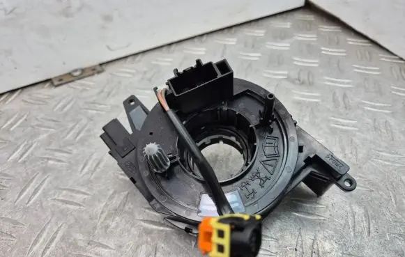 Ford Focus Airbag slip ring squib (SRS ring) AND761002D ZWAC30123A