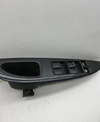 Nissan Primera Front door window switch trim 80961AV660