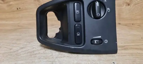 Light switch