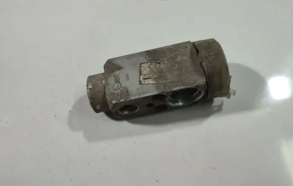 Seat Alhambra (Mk1) Air conditioning (A/C) expansion valve 
