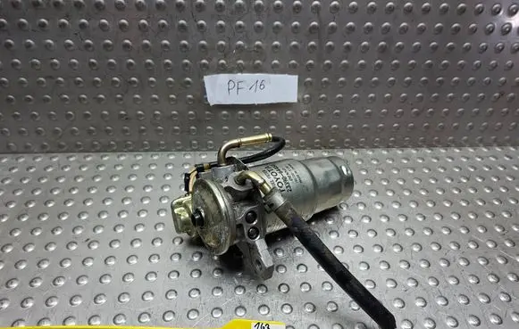 Toyota Corolla E120 E130 Fuel filter bracket/mount holder S26405543 2339064450