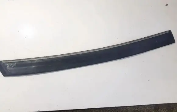 Peugeot 405 Front door trim (molding) 