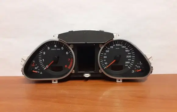 Audi A6 S6 C6 4F Speedometer (instrument cluster) 5550007301 503000731103