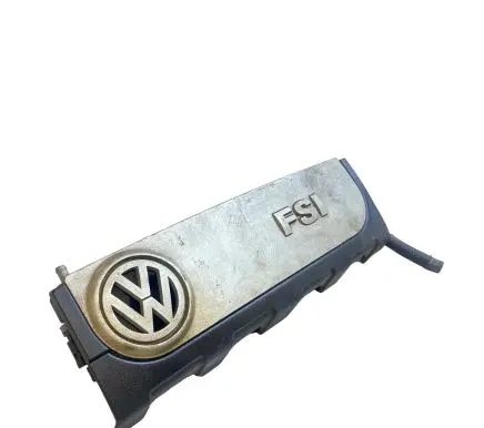 Volkswagen PASSAT B6 Engine cover (trim) 2900313739