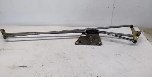 Citroen Xsara Picasso Front wiper linkage 