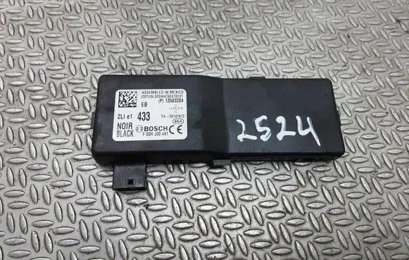 Chevrolet Cruze Door central lock control unit/module 13503204
