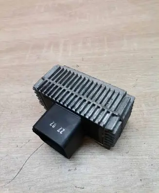Opel Zafira A Glow plug pre-heat relay 09132691 51299008