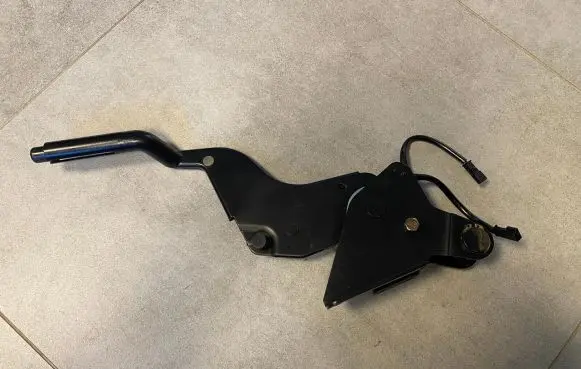 Mercedes-Benz G W461 W463 1st Gen Handbrake/parking brake lever assembly A4634200884