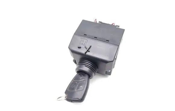 Mercedes-Benz C W203 Ignition lock 2095451908 33002418