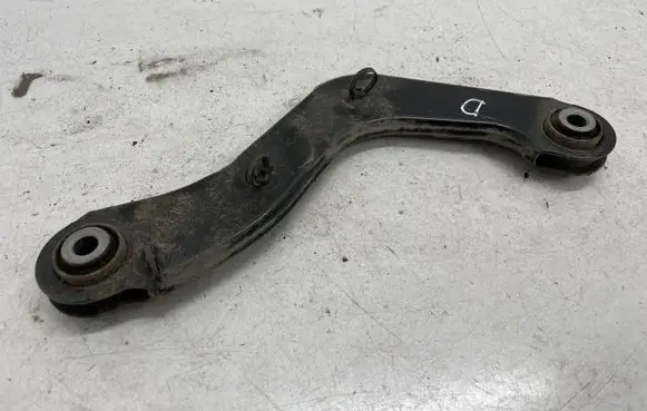 Volvo XC40 Rear upper control arm/wishbone 32221184