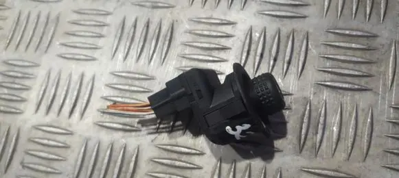 Ford Mondeo MK II Wing mirror switch 93BG17B676BA