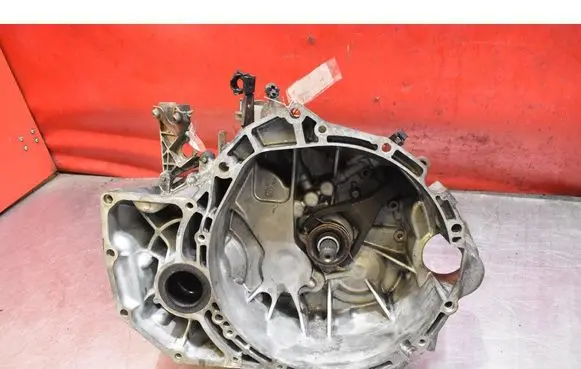 Nissan X-Trail T30 Manual 6 speed gearbox 