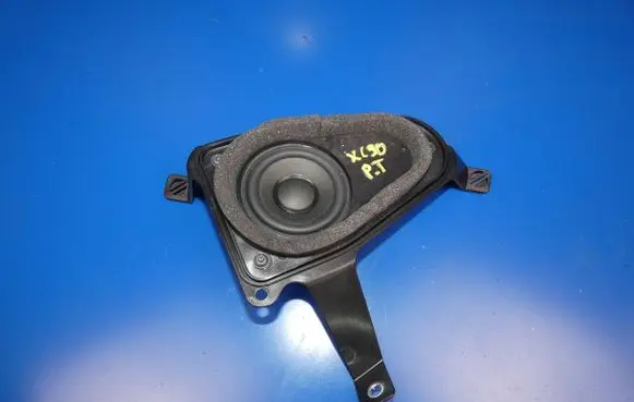 Volvo XC90 Rear door speaker 31350457