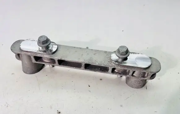 Volvo XC40 Holder (bracket) 32222102