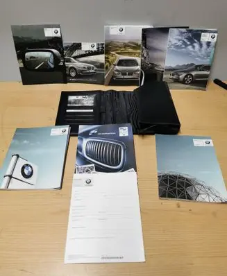BMW 7 F01 F02 F03 F04 Owners service history hand book 