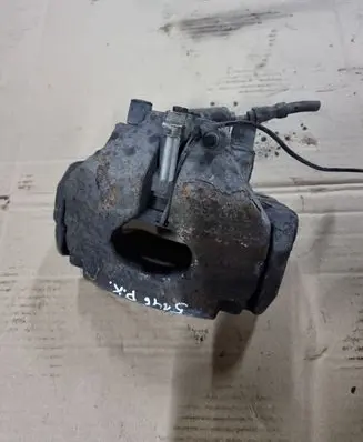 Volkswagen Touareg I Front brake caliper NOCODE