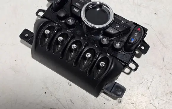 Mini One - Cooper Coupe R56 Climate control unit