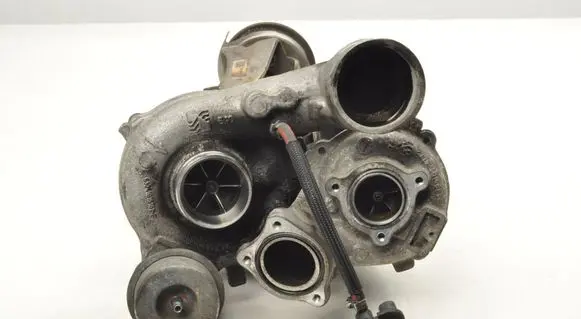 Mercedes-Benz E W212 Turbo A6510902880