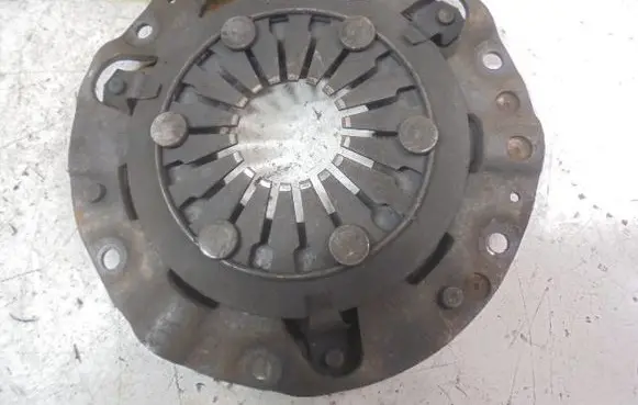 Datsun 1600-1800 Clutch pressure plate 
