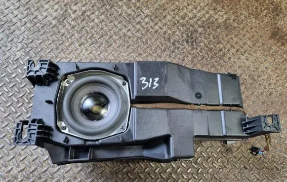 Cadillac Escalade Subwoofer speaker 15902129 274304002