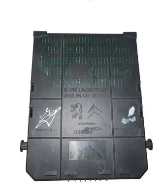 Citroen C5 Fuse module 281197595