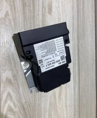Audi A5 Airbag control unit/module 8W0959655F 0285013643